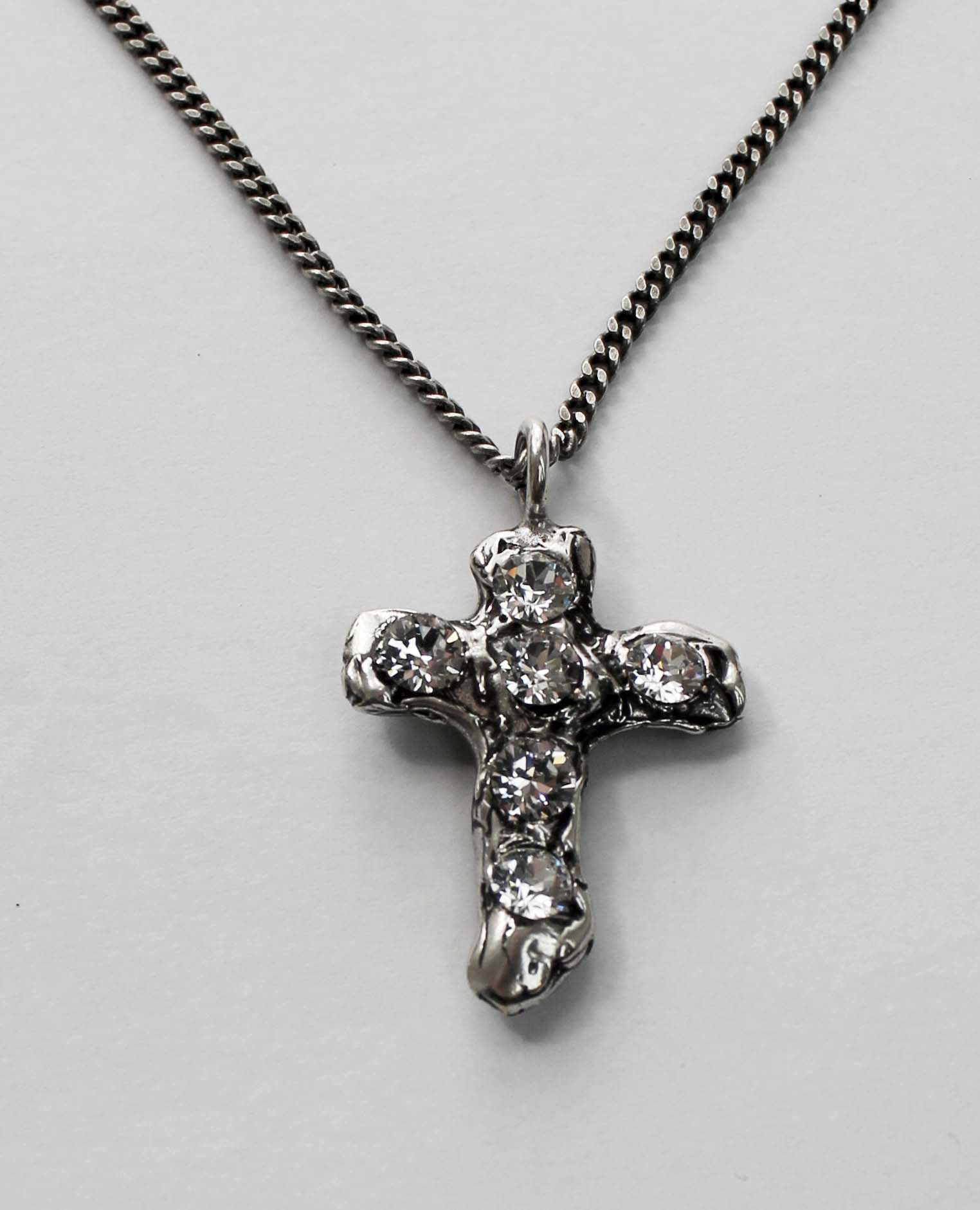 CROSSA NECKLACE