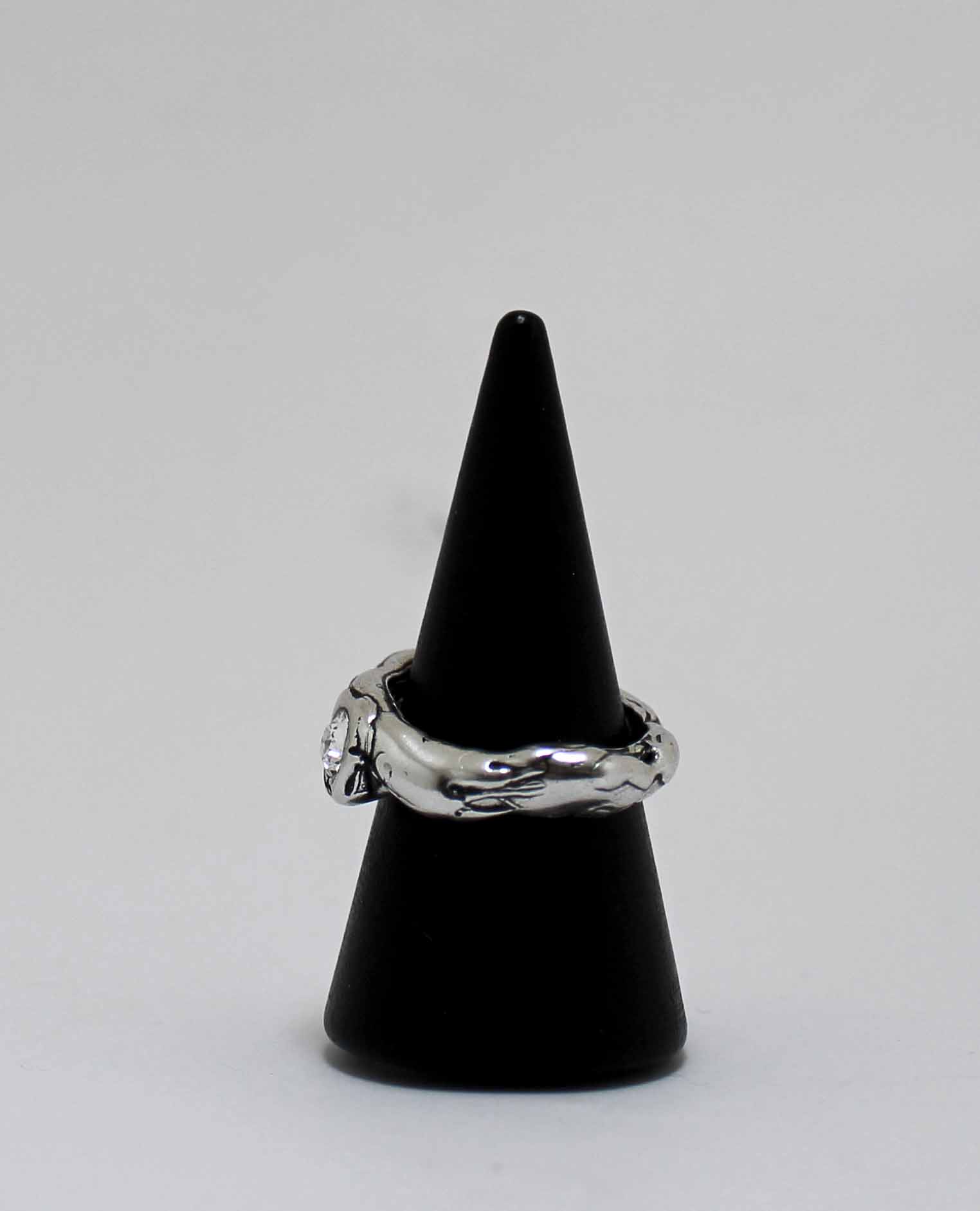 MANTIC RING