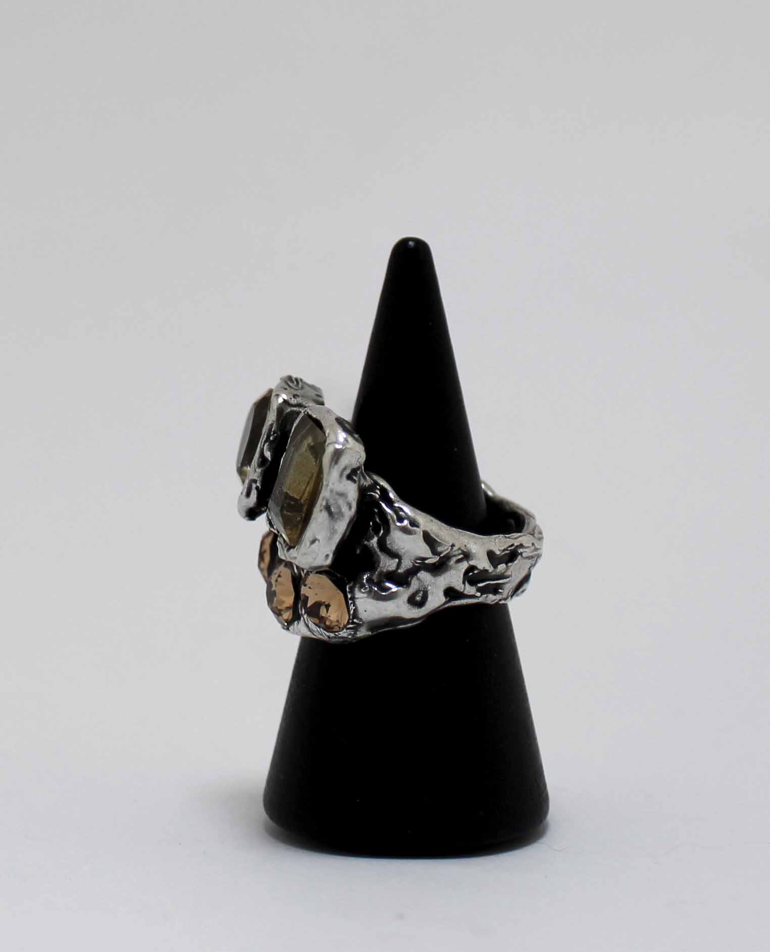 FRANCINE RING