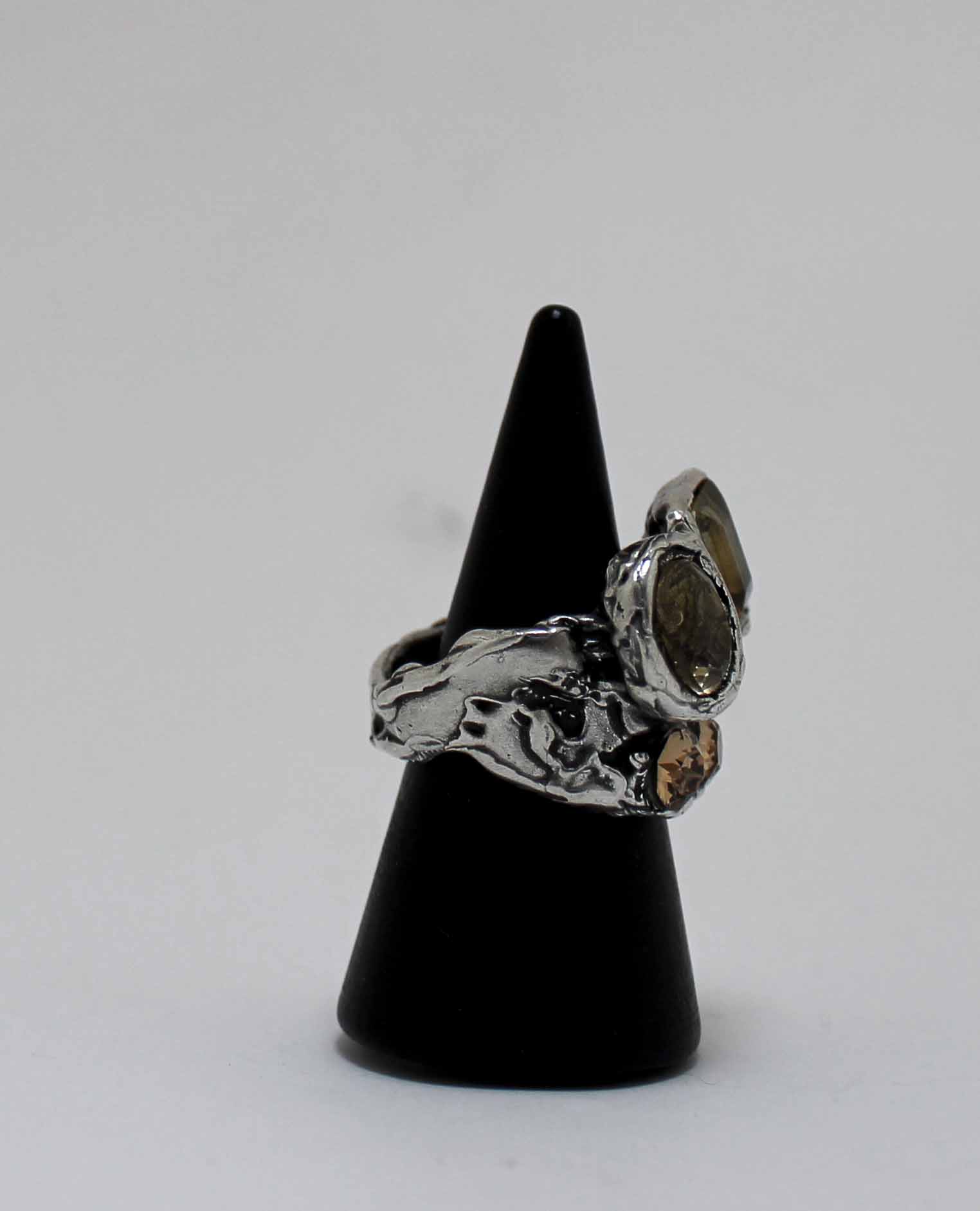 FRANCINE RING