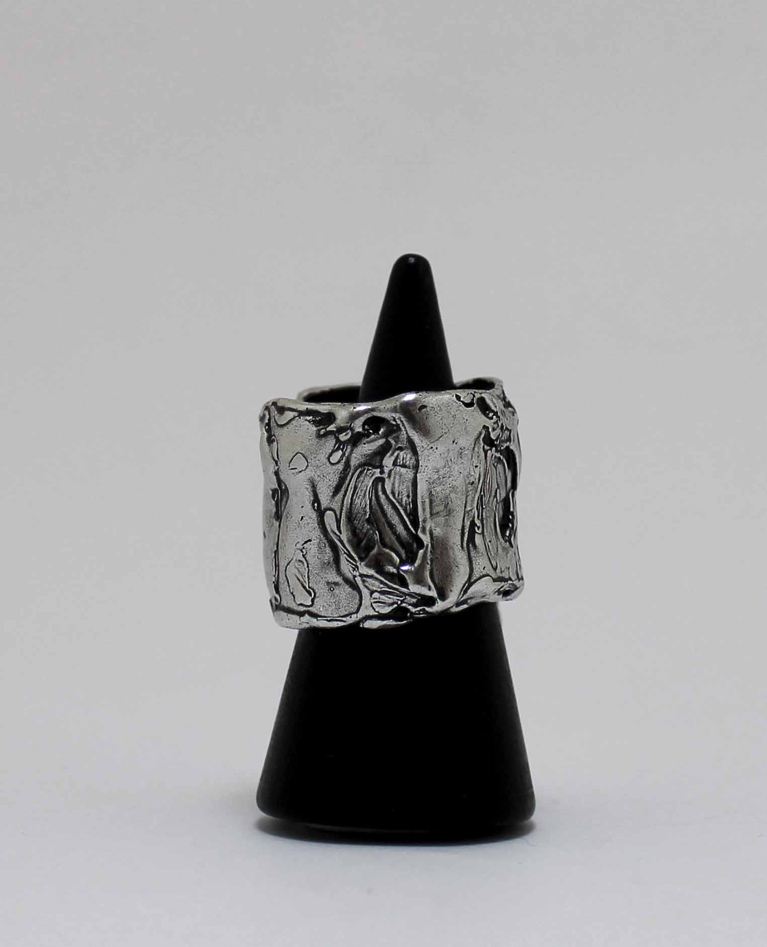 ILLY RING